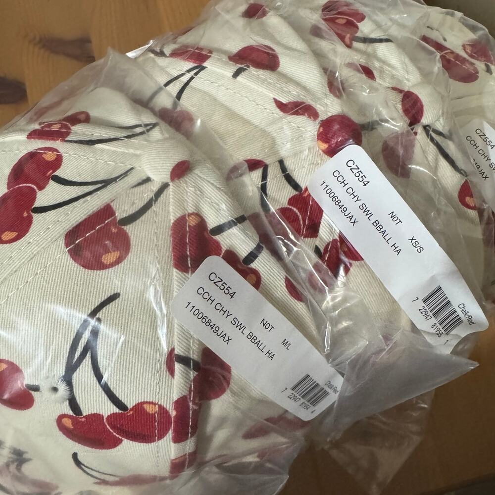 ๐ Coach Cherry Swirl Print Baseball Hat - Picture 7 of 10
